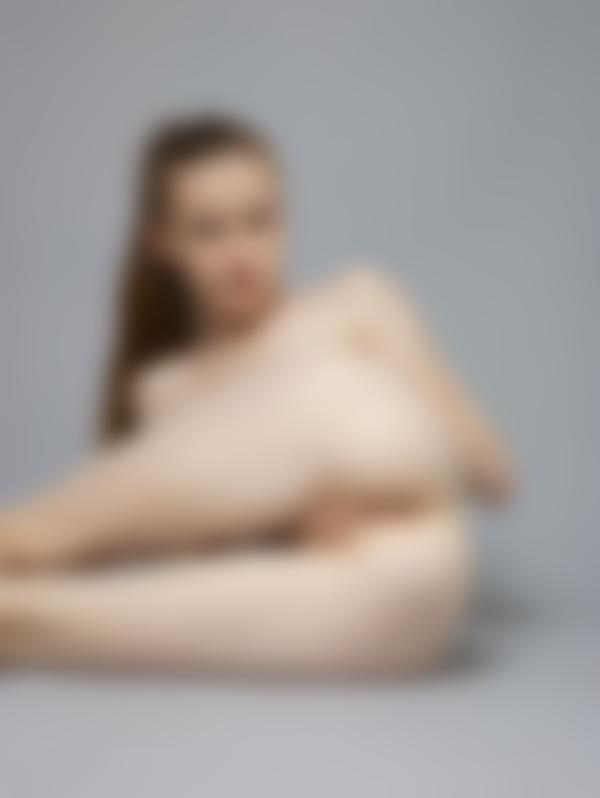 Image #10 from the gallery Emily crisp nudes