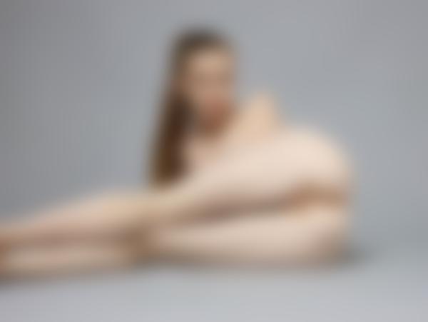 Image #8 from the gallery Emily crisp nudes